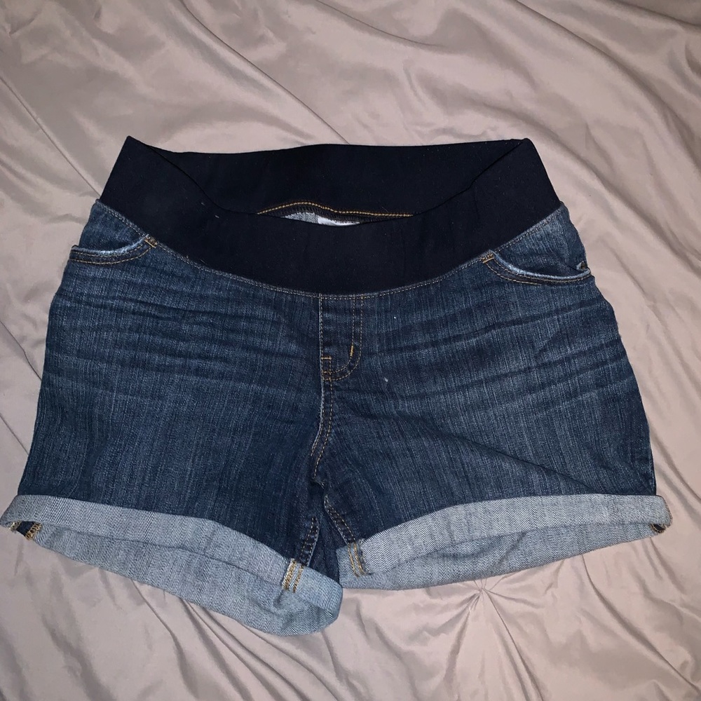 Liz Lange Maternity shorts size small